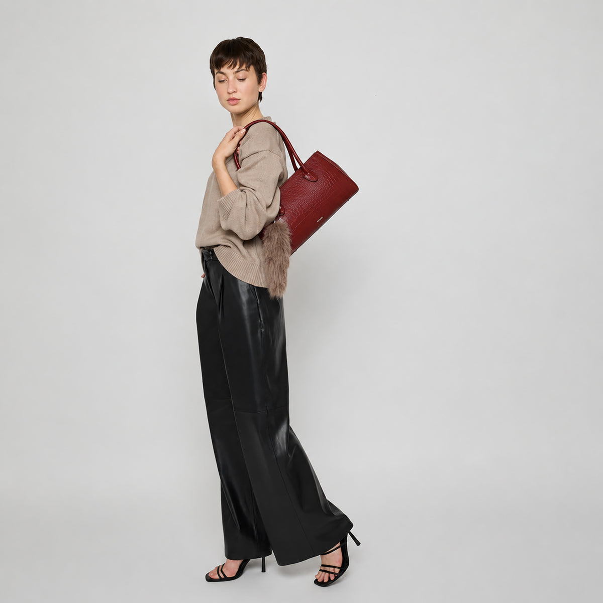 Shoulder Bag Soho R260